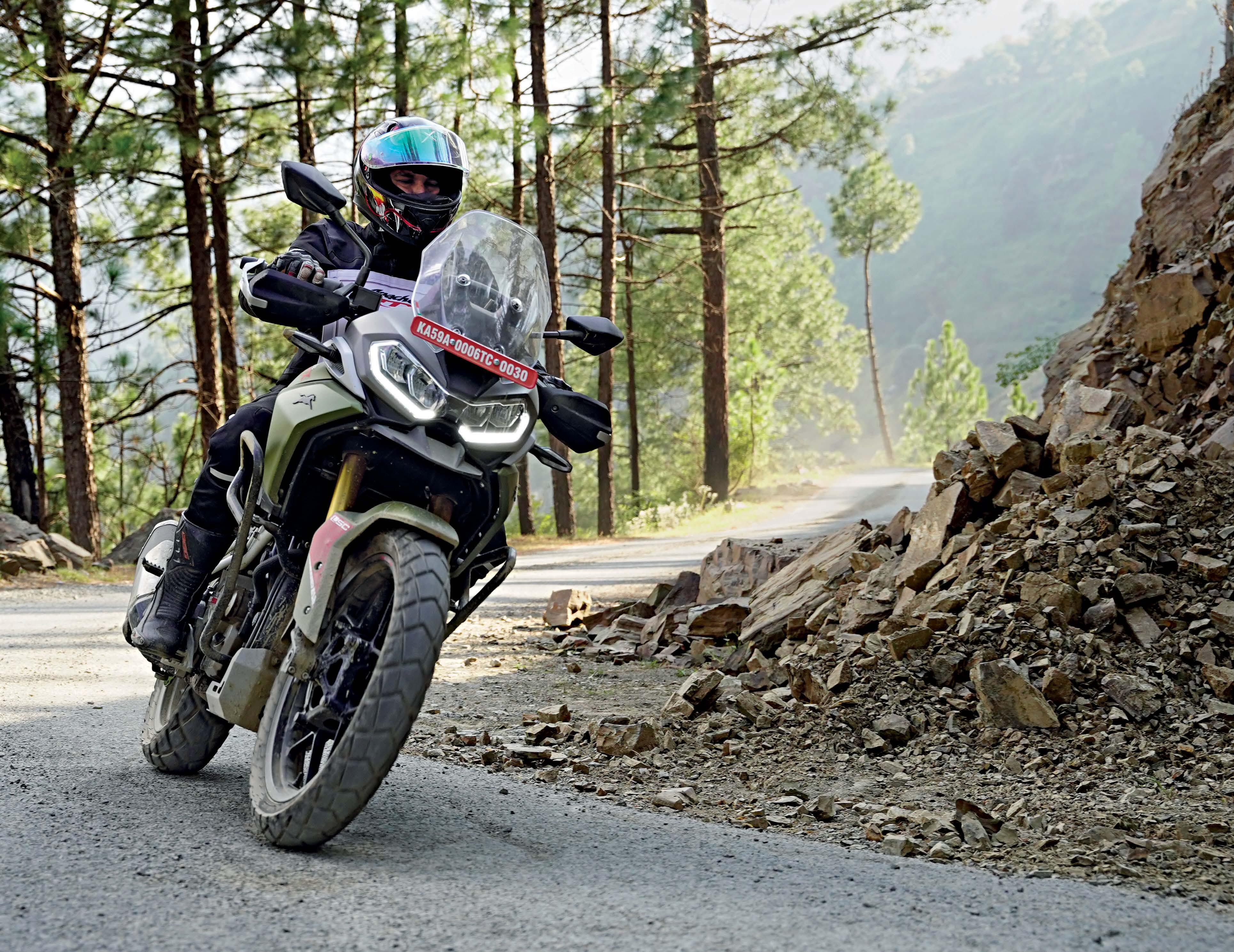 TVS APACHE RTX