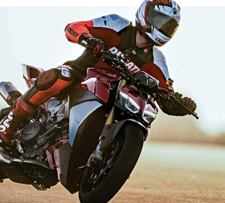 Ducati launches Streetfighter V2 and V2 S