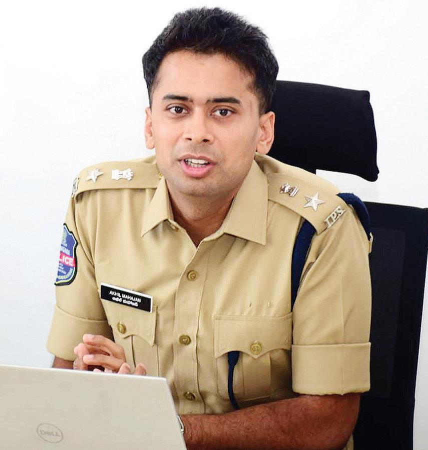సైబర్ నేరాలకు అడ్డుకట్ట