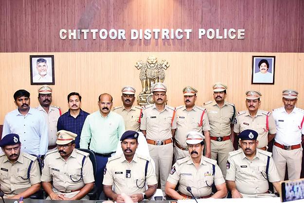 దొంగతనం కేసు ఛేదించారు
