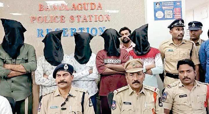 హత్య కేసులో నిందితుల అరెస్ట్