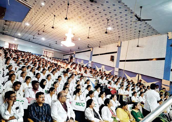 ర్యాగింగ్పై విద్యార్థులకు అవగాహన