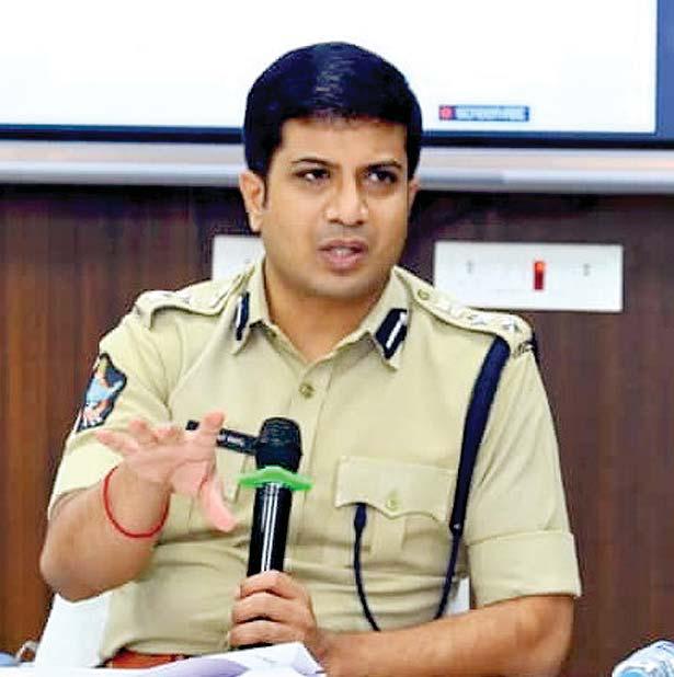 ఆన్లైన్ ట్రేడింగ్, ఇన్వెస్ట్మెంట్ మోసాలపై జాగ్రత్త!