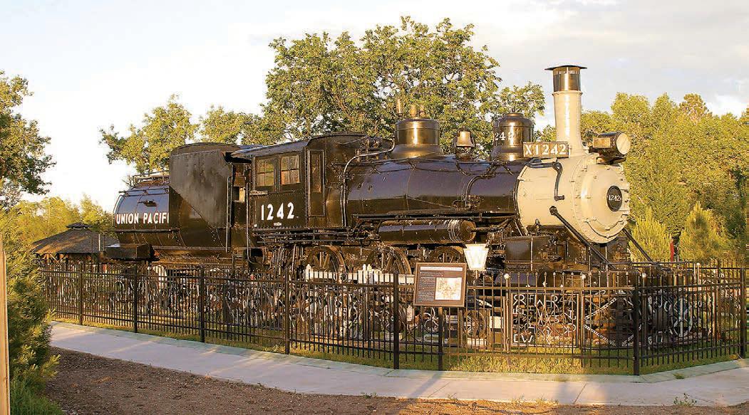 THE WILD FRONTIER TRAIL: A JOURNEY THROUGH WYOMING'S OUTLAW HISTORY