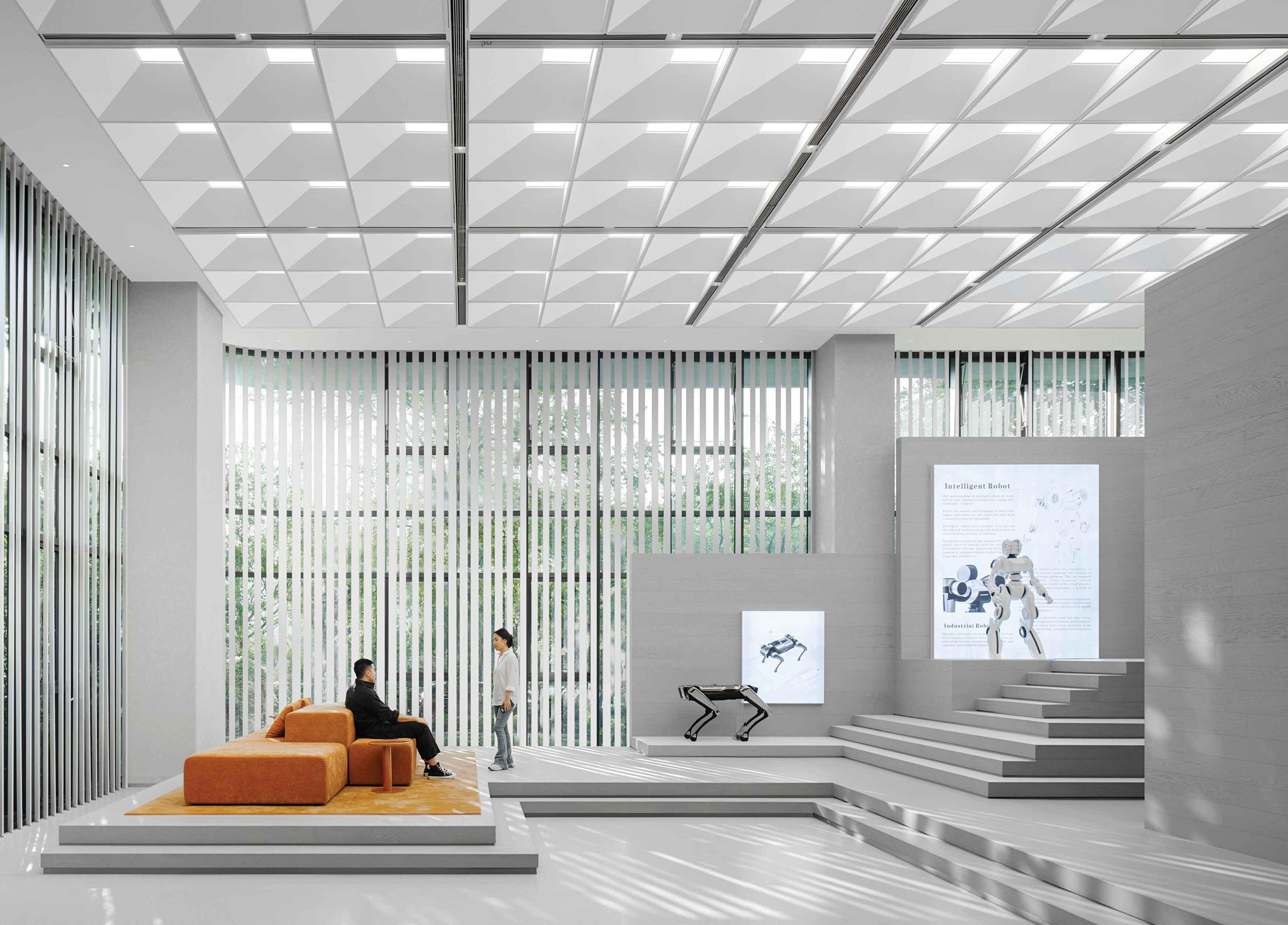 A NEW BLUEPRINT FOR E-COMMERCE WORKSPACES