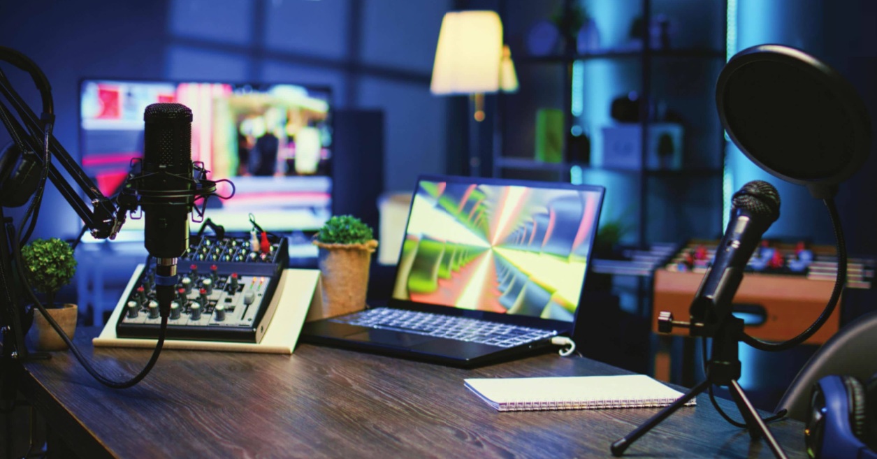 THE ECHOES OF TOMORROW: HOW PODCASTING AND VLOGGING ARE REWRITING THE RULES OF STORYTELLING