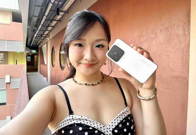 A PHOTOGRAPHER'S EVERYDAY COMPANION