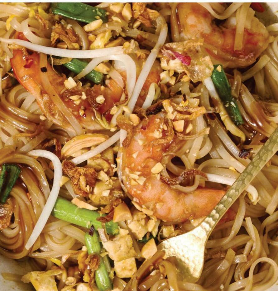 DUSTIN EVERETT - Shrimp Pad Thai