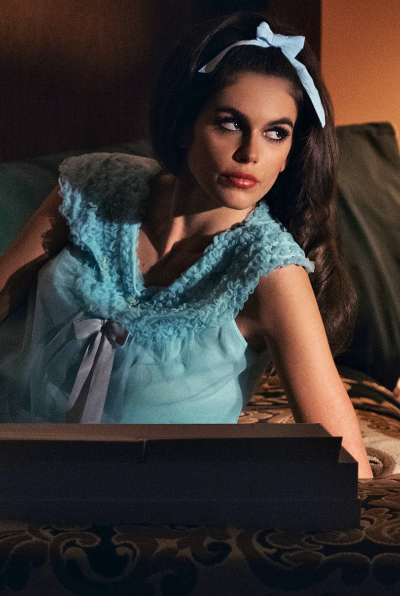 How Generations of Stars Bonded on Palm Royale