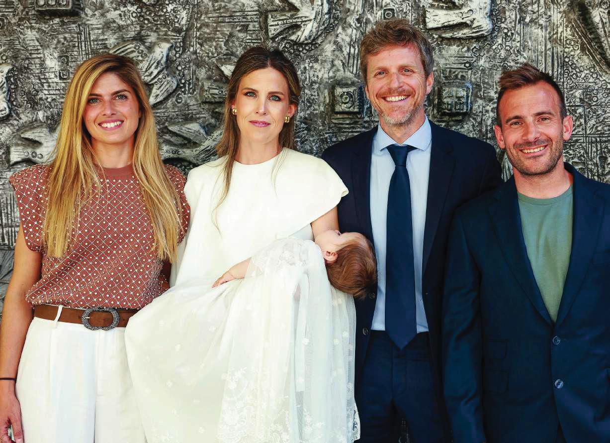 ÁLVARO DE LA LAMA Y EMILIA ALFARO bautizan a su cuarta hija, Teresa