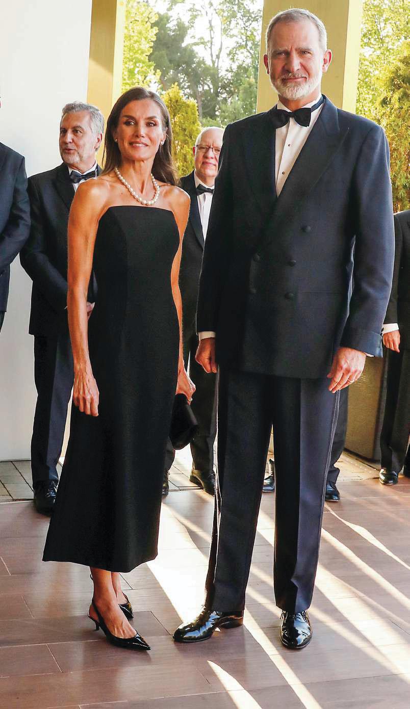 FELIPE Y LETIZIA fieles a su cita con los Premios Mariano de Cavia