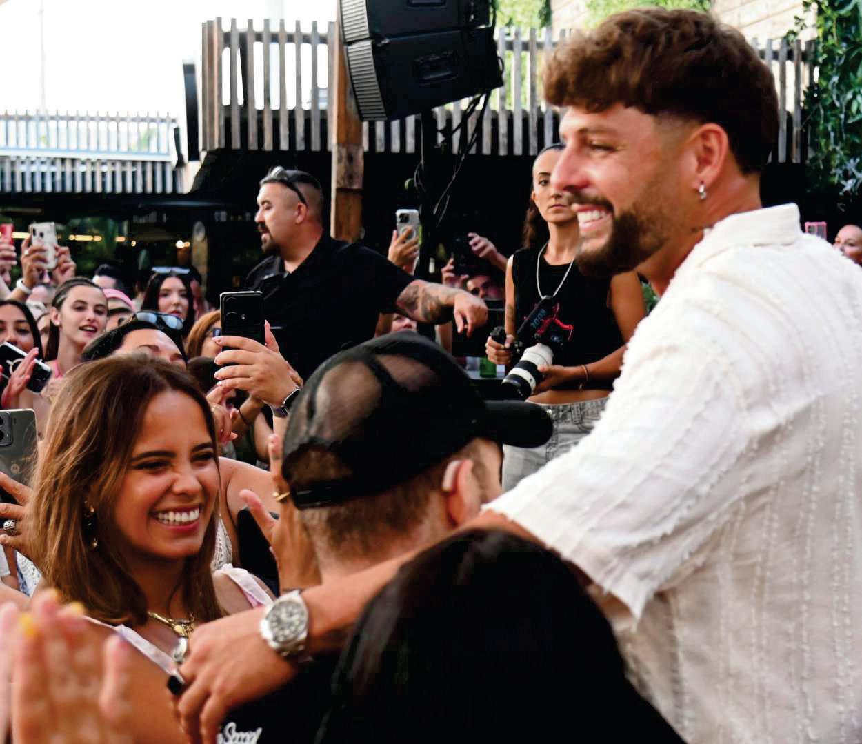 GLORIA CAMILA rumbo a Honduras enamorada de Alvaro