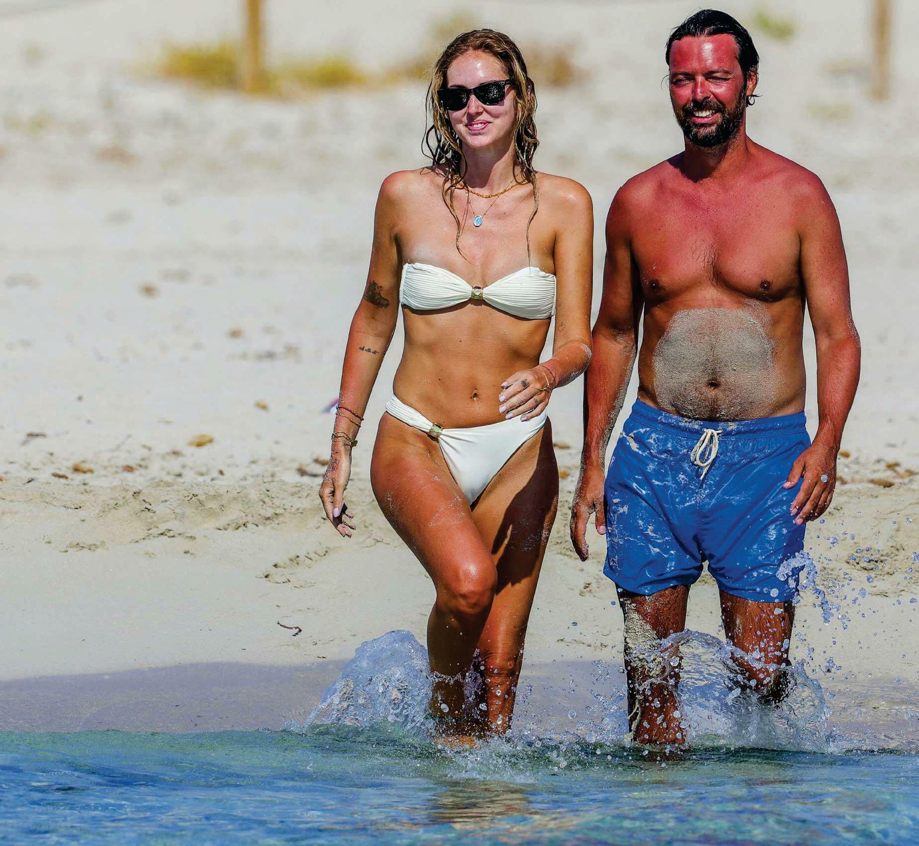 CHIARA FERRAGNI feliz en Ibiza con Giovanni Tronchetti