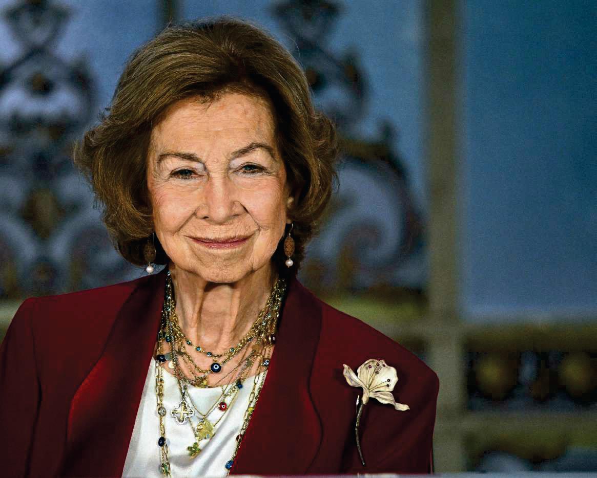 DOÑA SOFIA entrega los premios de la Fundación MAPFRE