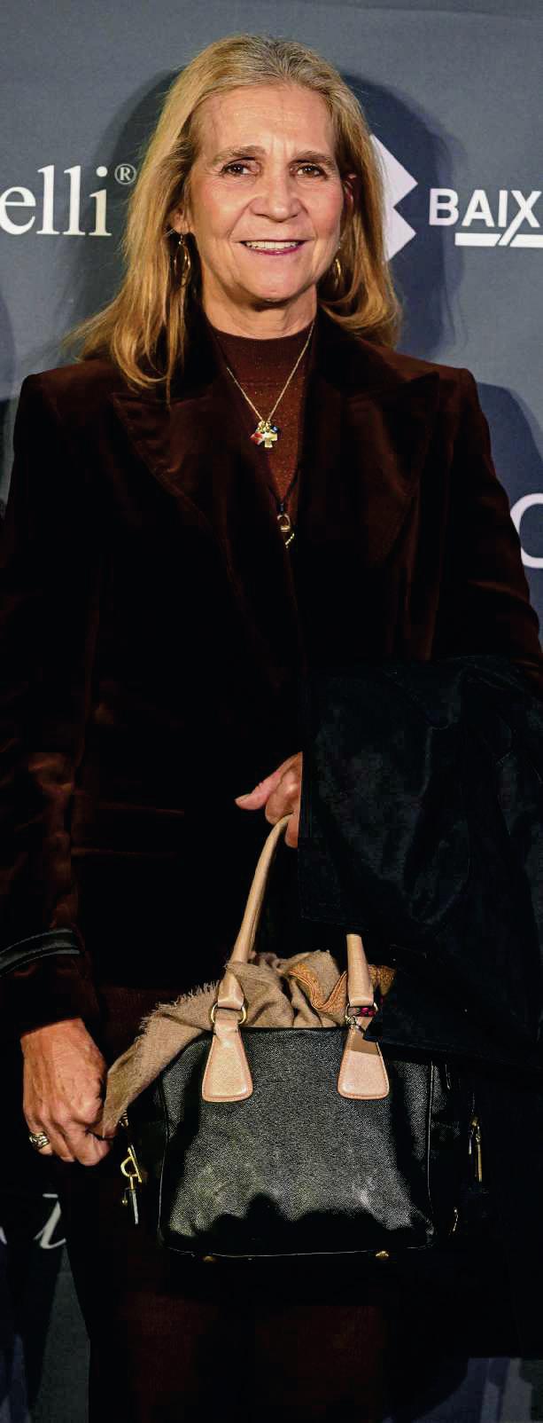 INFANTA ELENA "No he leído las memorias de mi padre”