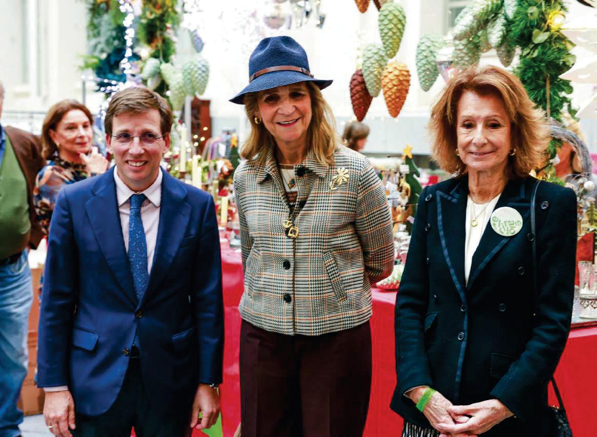 EL RASTRILLO se llena de rostros conocidos