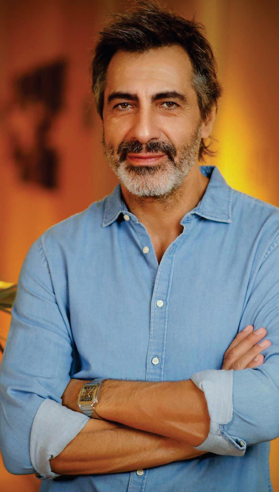 JUAN DEL VAL "Nuria lee todo lo que escribo folio a folio"