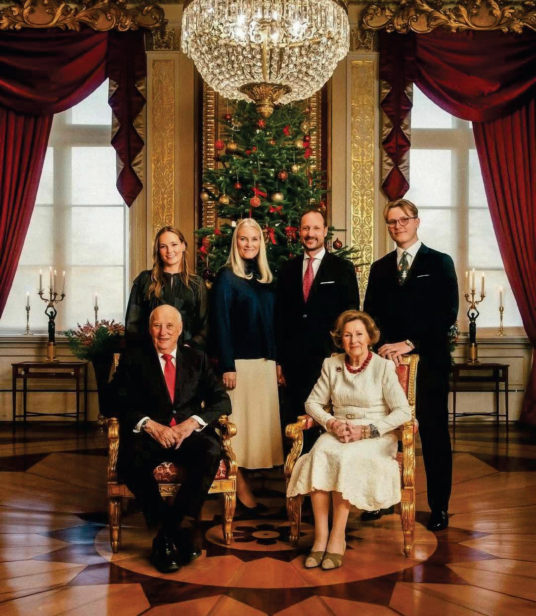 METTE MARIT no se pierde el posado de Navidad