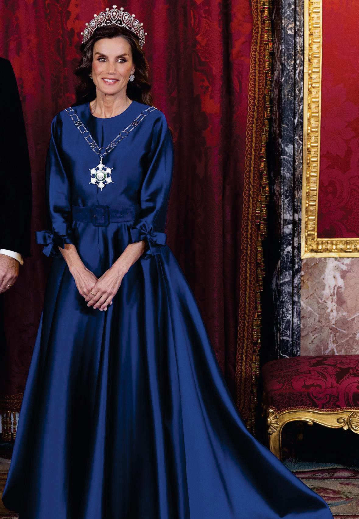 LETIZIA Reina de los looks sofisticados, el working girl y la moda circular
