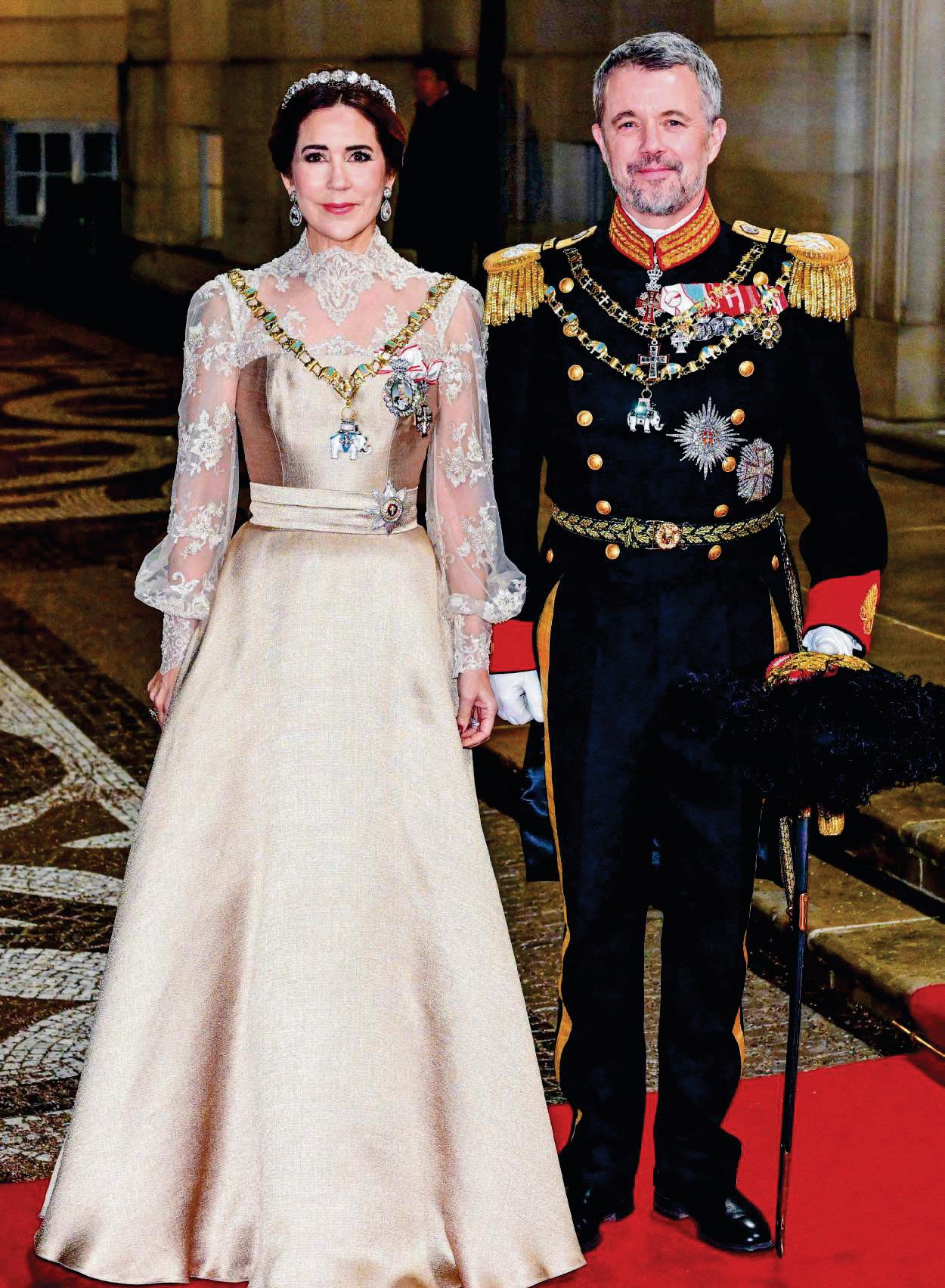 FEDERICO Y MARY DE DINAMARCA reciben el año en total sintonía