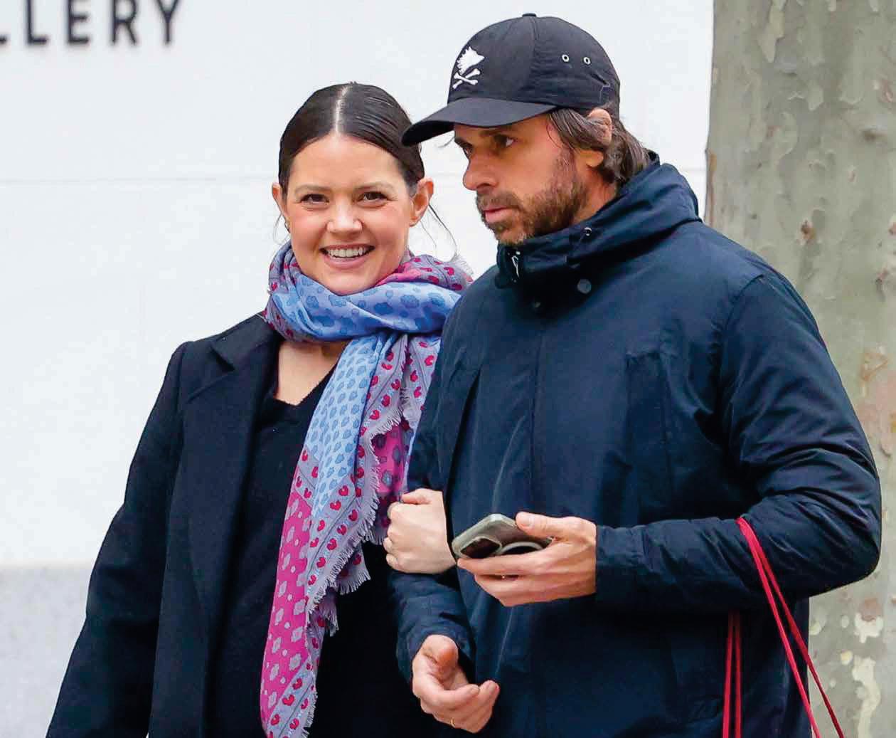ISABELLE JUNOT de compras con su marido, Alvaro Falcó
