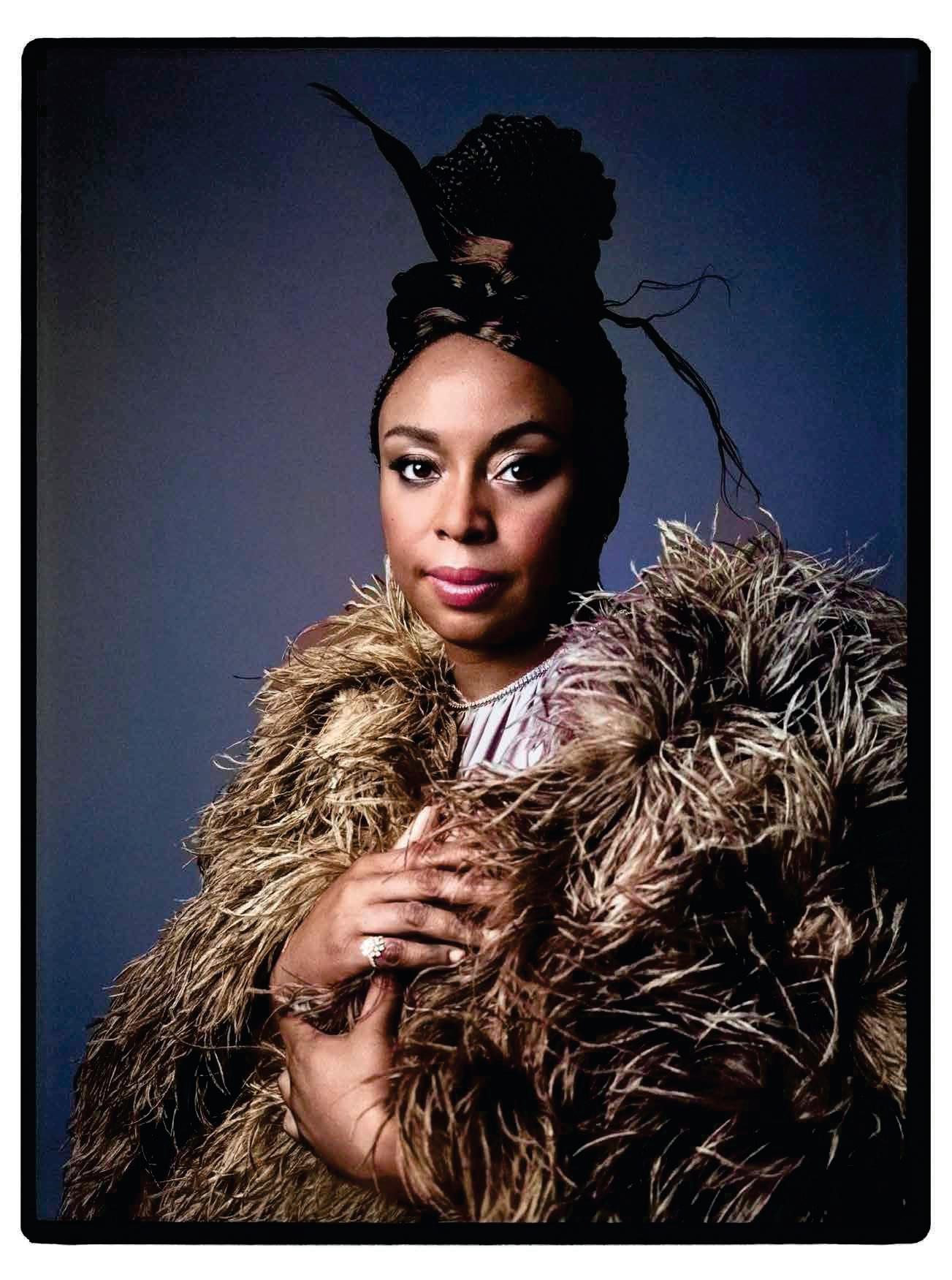 Chimamanda Ngozi Adichie SOÑAR, RESISTIR, VIVIR