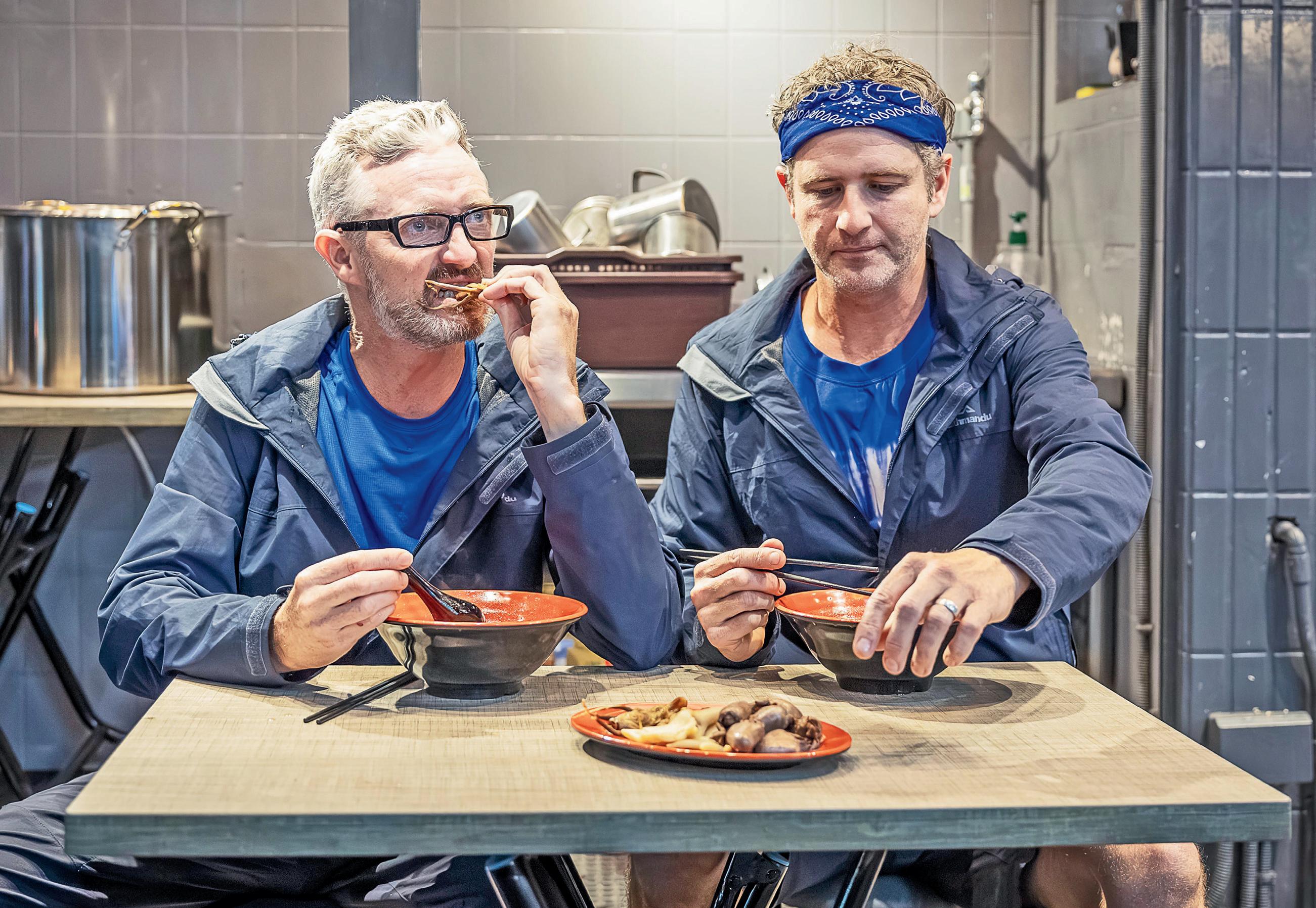 AMAZING RACE STARS' FAMILY DRAMA