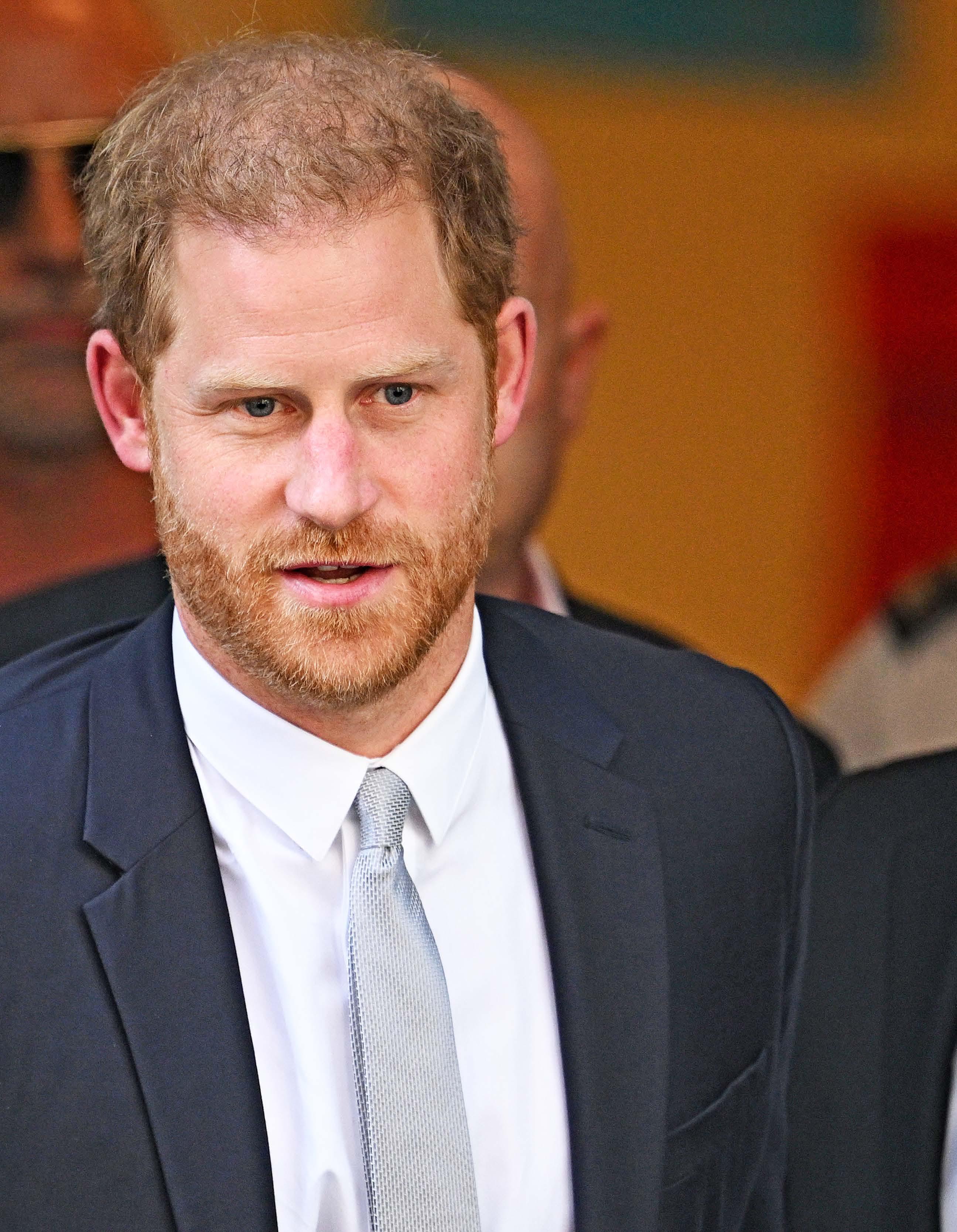Harry & William WORLDS APART