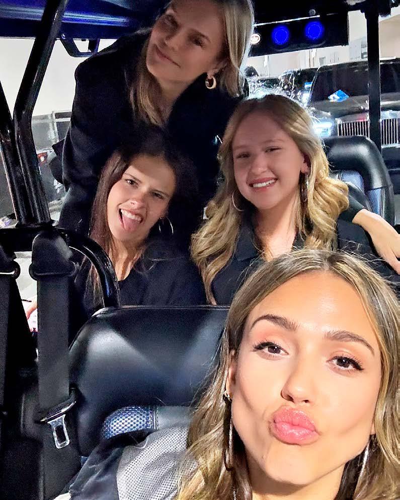 JESSICA ALBA: LOVING SINGLE LIFE