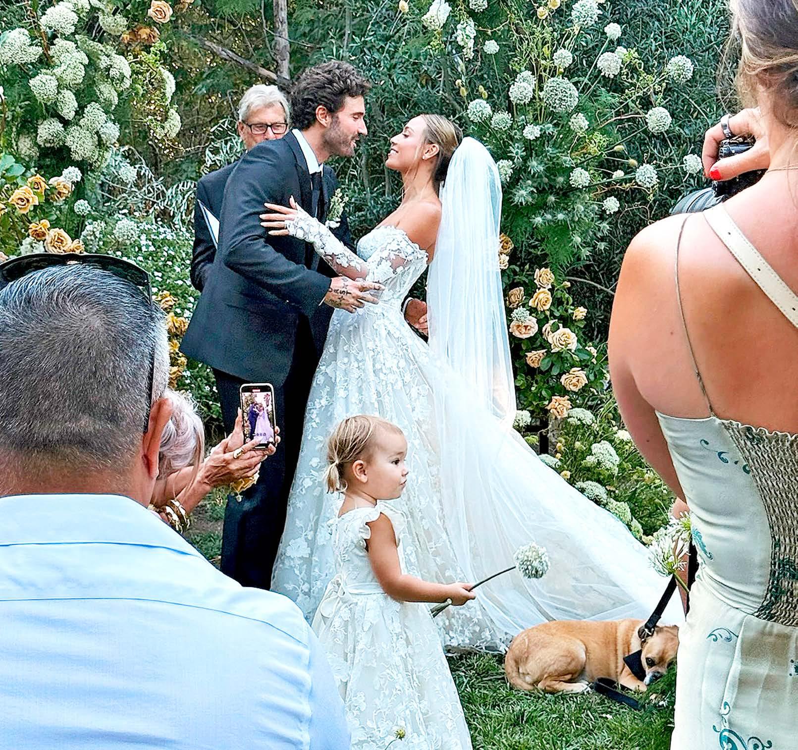 TIES THE KNOT