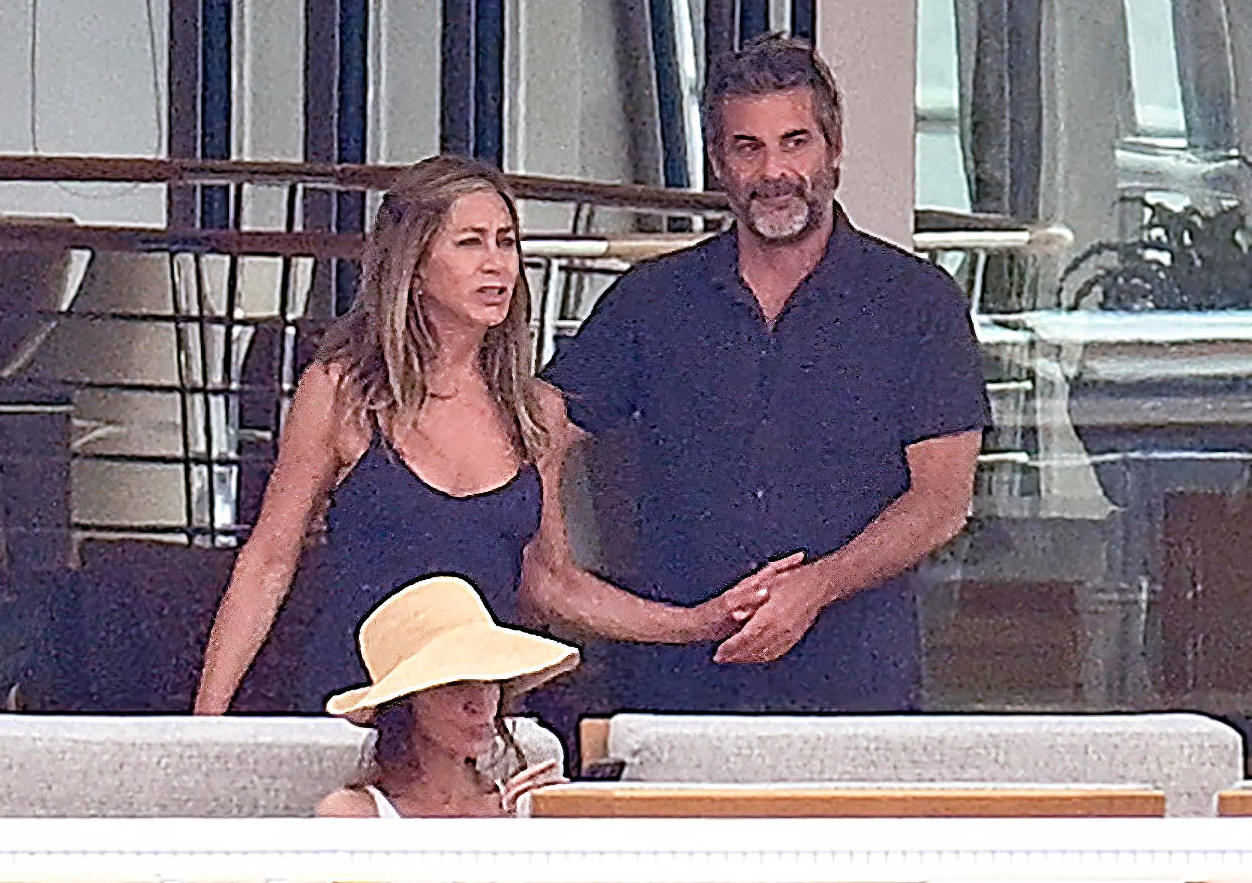 JENNIFER ANISTON More Than friends!