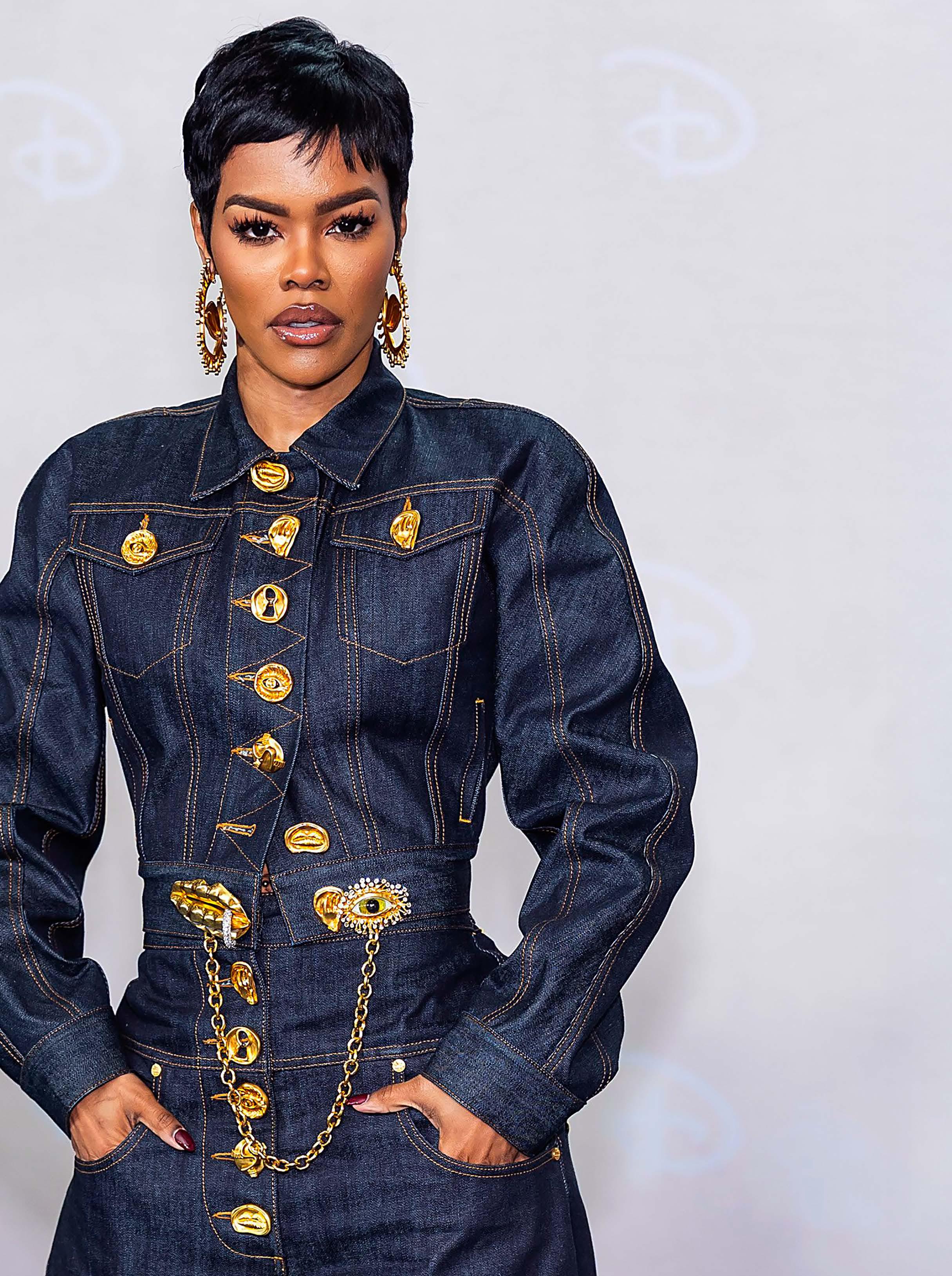 TEYANA TAYLOR Victory lap
