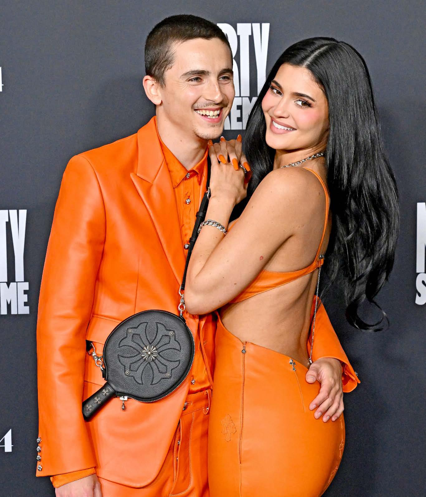 TIMOTHÉE CHALAMET & KYLIE JENNER RED CARPET STATEMENT