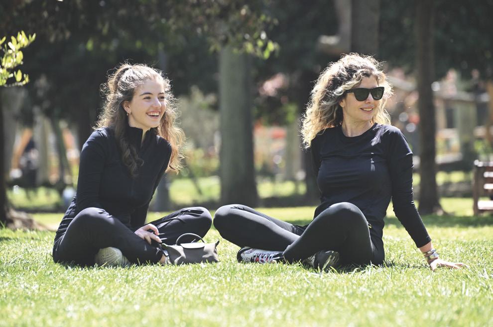 ÇAĞLA - LAL BOSTANCI ANNE - KIZ BEBEK'TE NEŞELİ BİR GÜNÜN KEYFİNİ ÇIKARDI