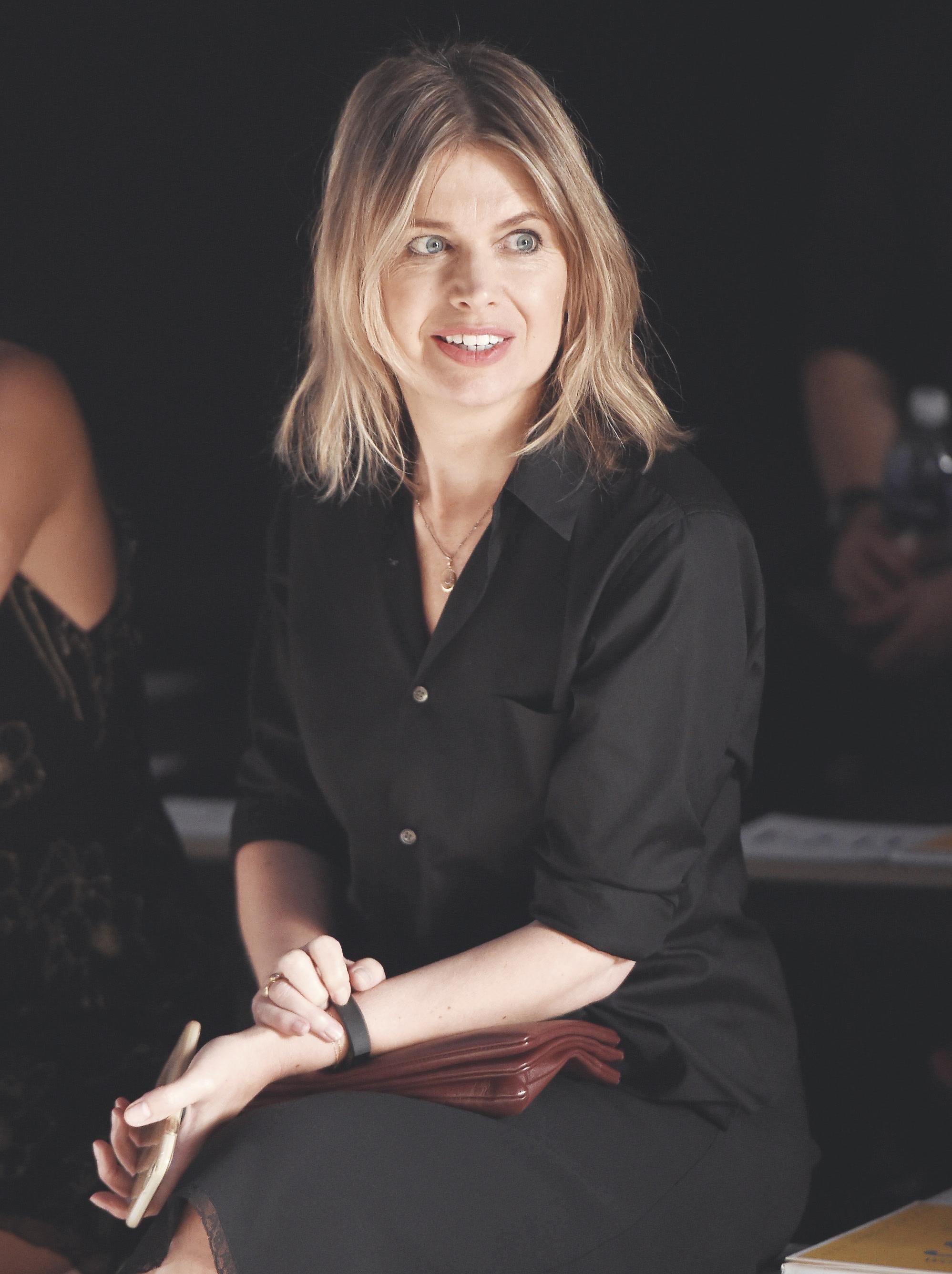 DÜNYACA ÜNLÜ MODA TASARIMCISI JENNY PACKHAM "BİR KADINI GİYDİRMEKTEN ZİYAT ONUN ÖZÜNÜ YÜCELTMEYİ SEÇTİN
