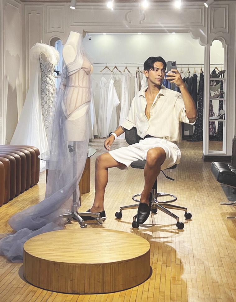 GELENEKTEN İLHAM ALAN ÇAĞDAŞ BİR DURUŞ TAYFUN KABA "ZAMANSIZLIK BENCE DETAYLARDAKİ SADELİKTE VE DUYGUYLA KURULAN BAĞDA GİZLİ"