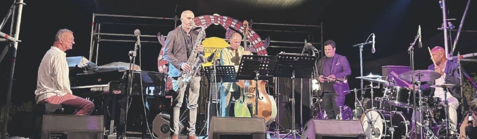 CAZIN ENERJİSİ BOZCAADA'DA MÜZİK. DOĞA VE İYİLEŞTİRİCİ FESTİVAL RUHU