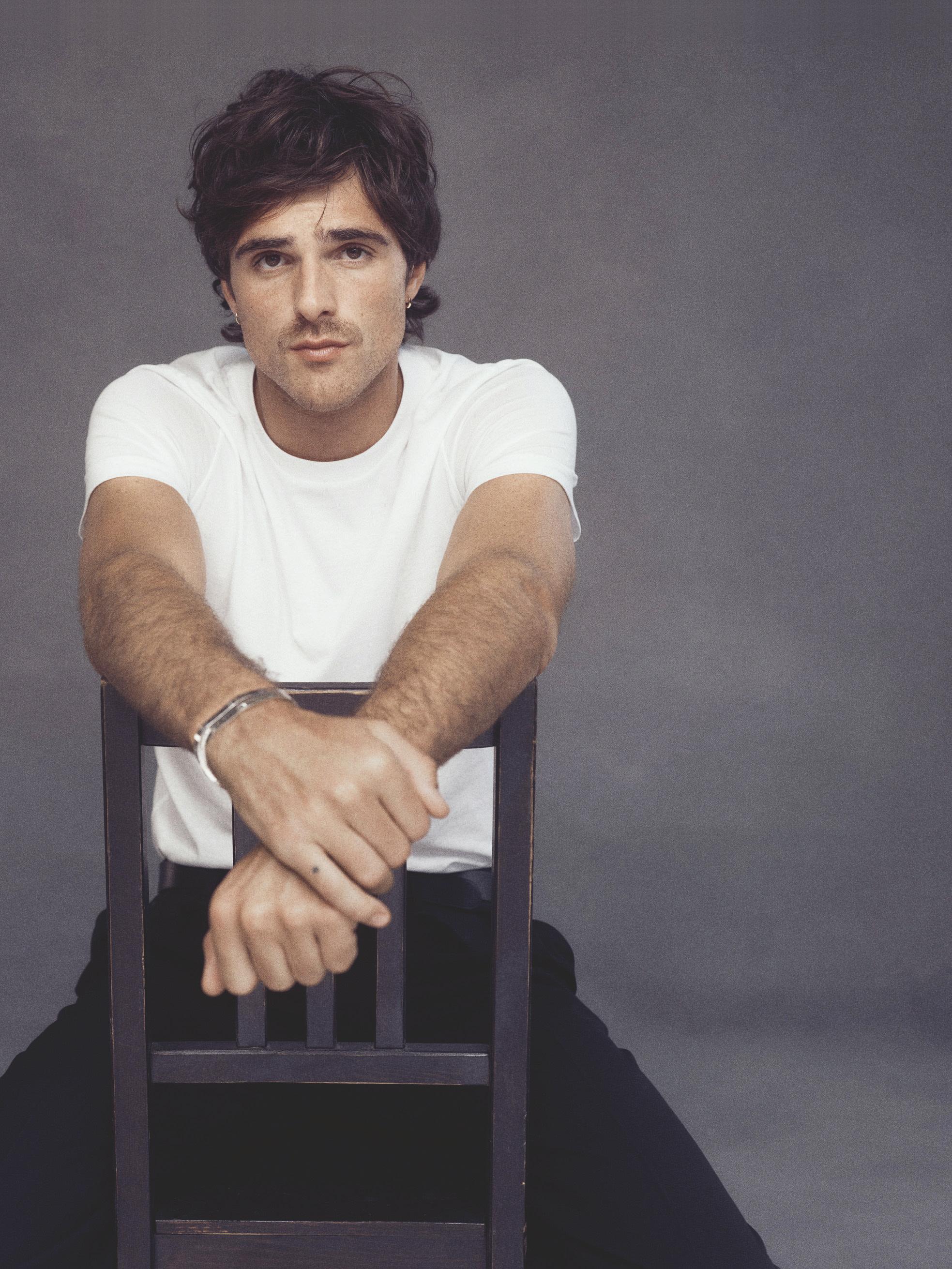 JACOB ELORDI SOFIA COPPOLA'NIN GÖZÜNDEN AŞKIN MİRASINI KUTLUYOR