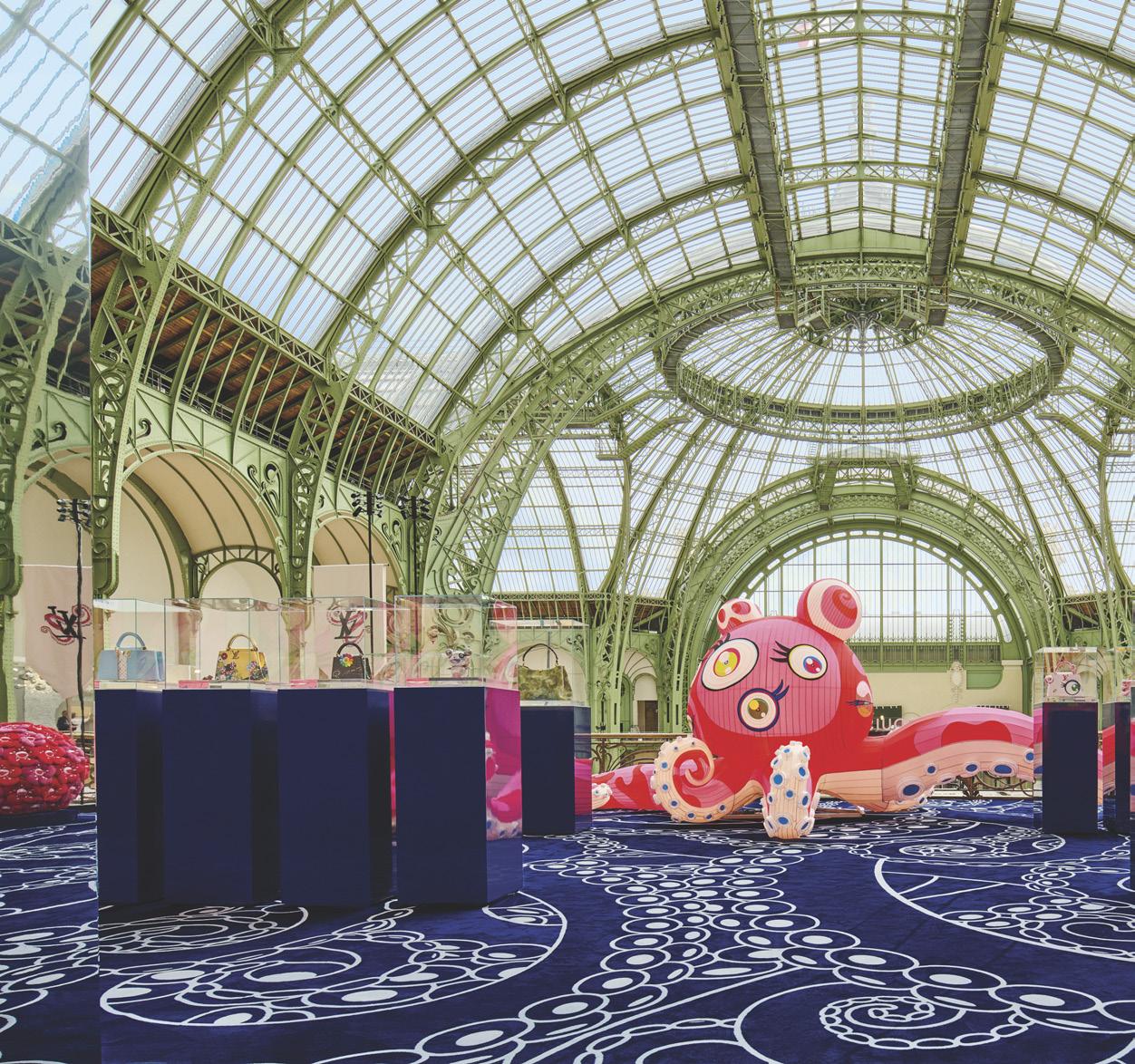MURAKAMI'NIN DEV AHTAPOTU ART BASEL'İ ELE GECİRDİ