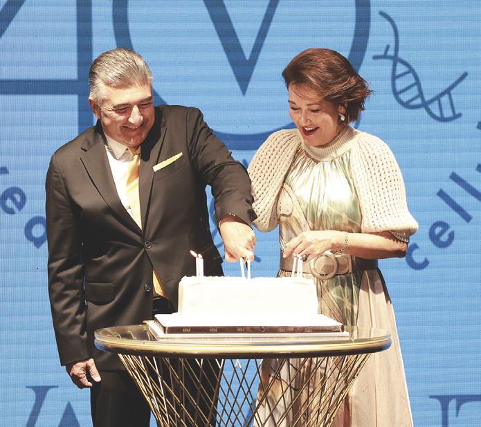 40. YIL KUTLAMASINDA ZARAFETLE TACLANAN GECE
