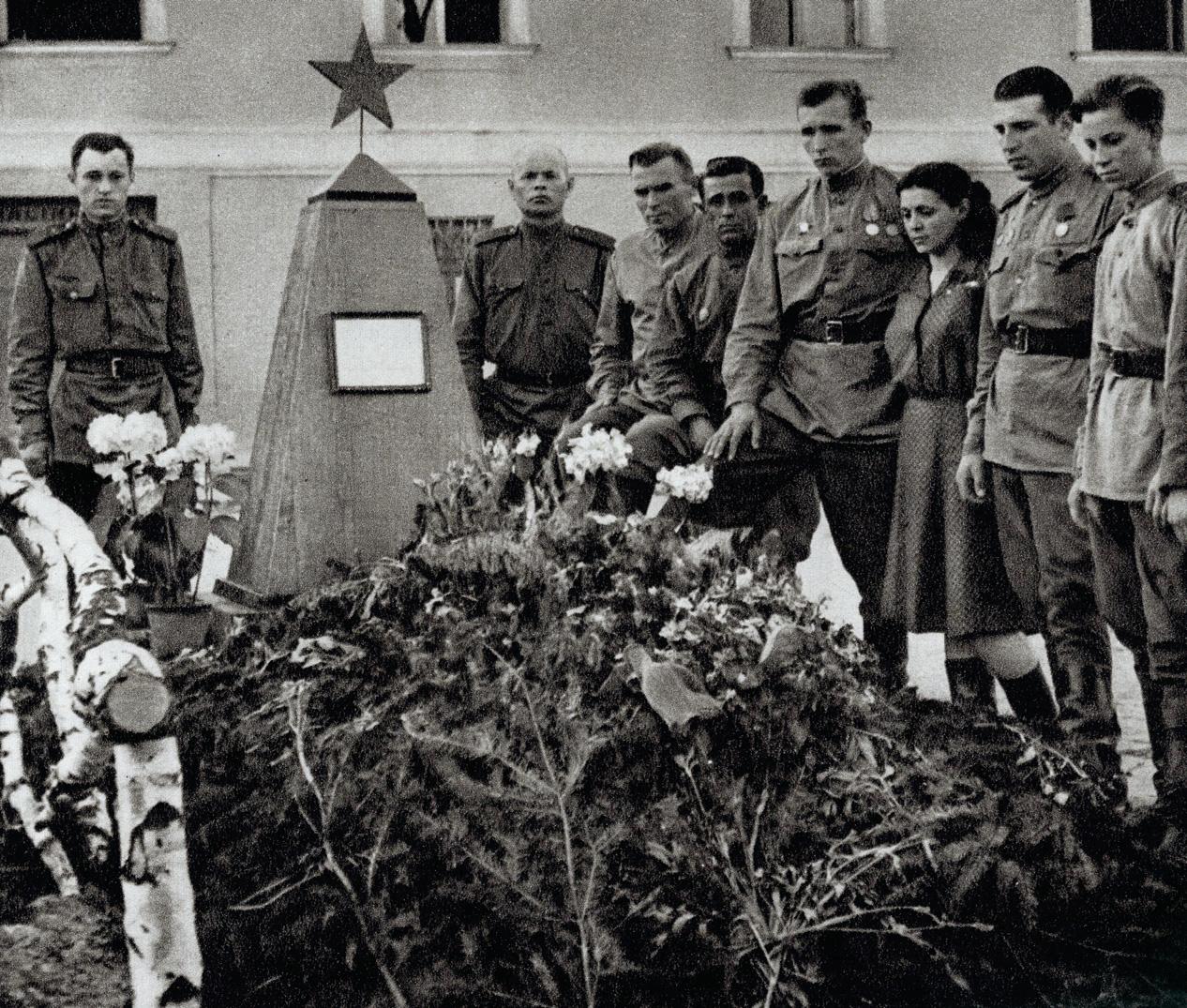 MARCH 1945