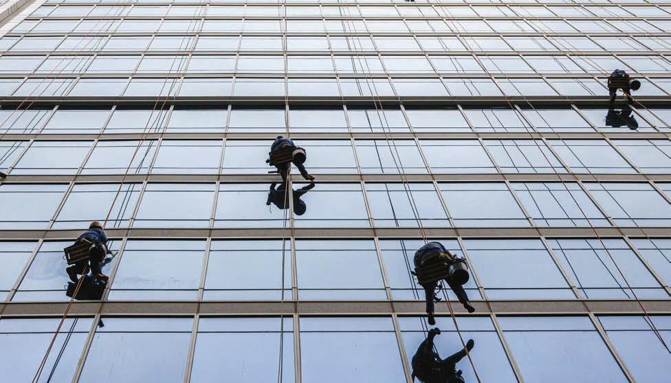 HOW TO CLEAN A SKYSCRAPER WINDOW