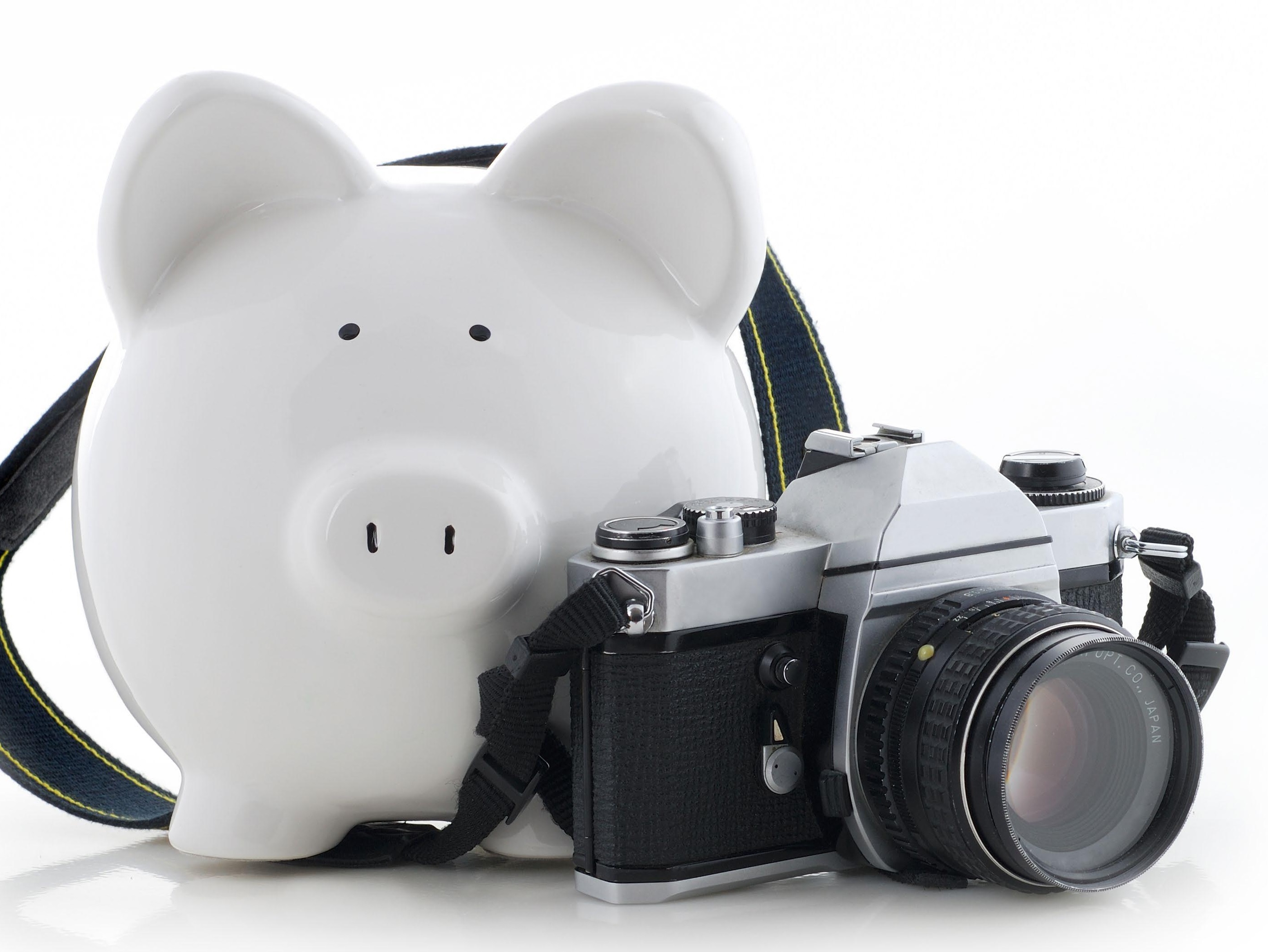 6 WAYS TO CUT COSTS FOR YOUR PHOTOGRAPHY