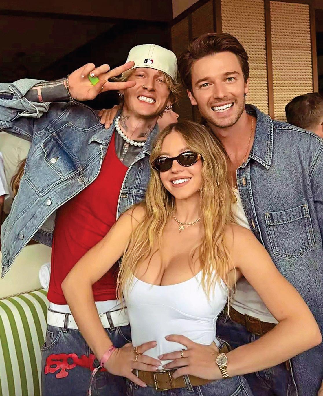 Single Sydney Is 'Living Her Best Life'