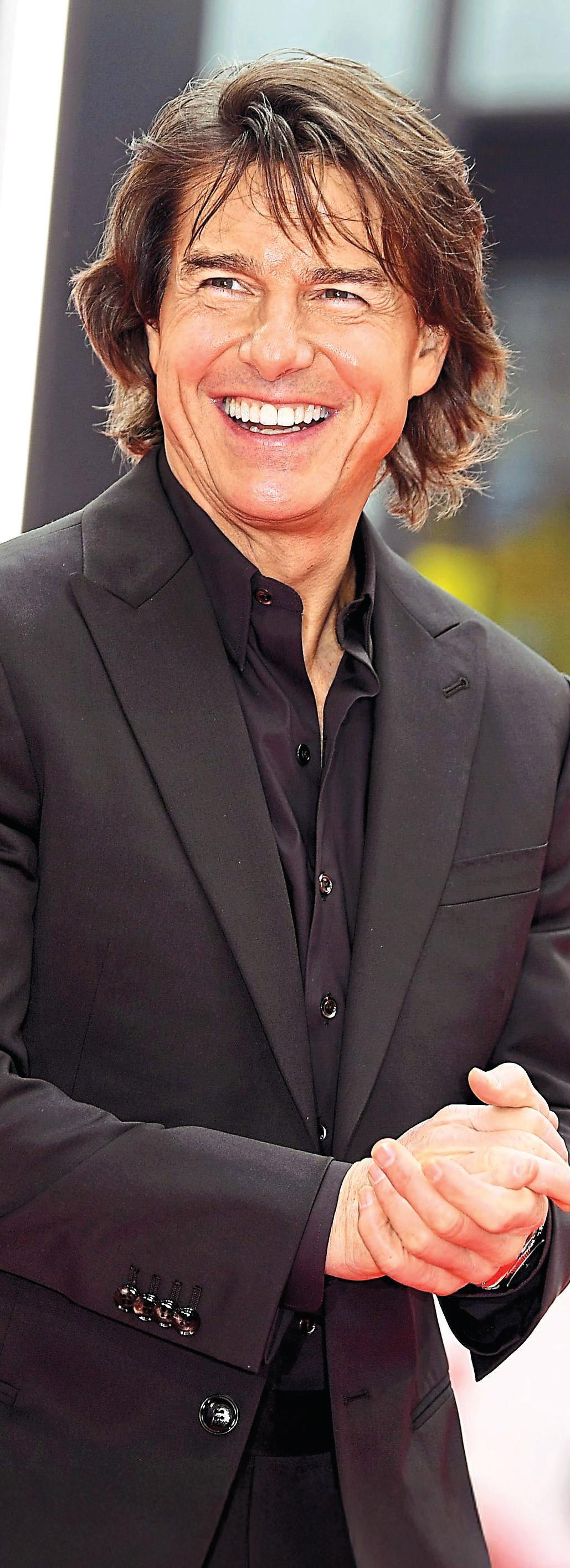 ANA & TOM Dates on the Down-Low