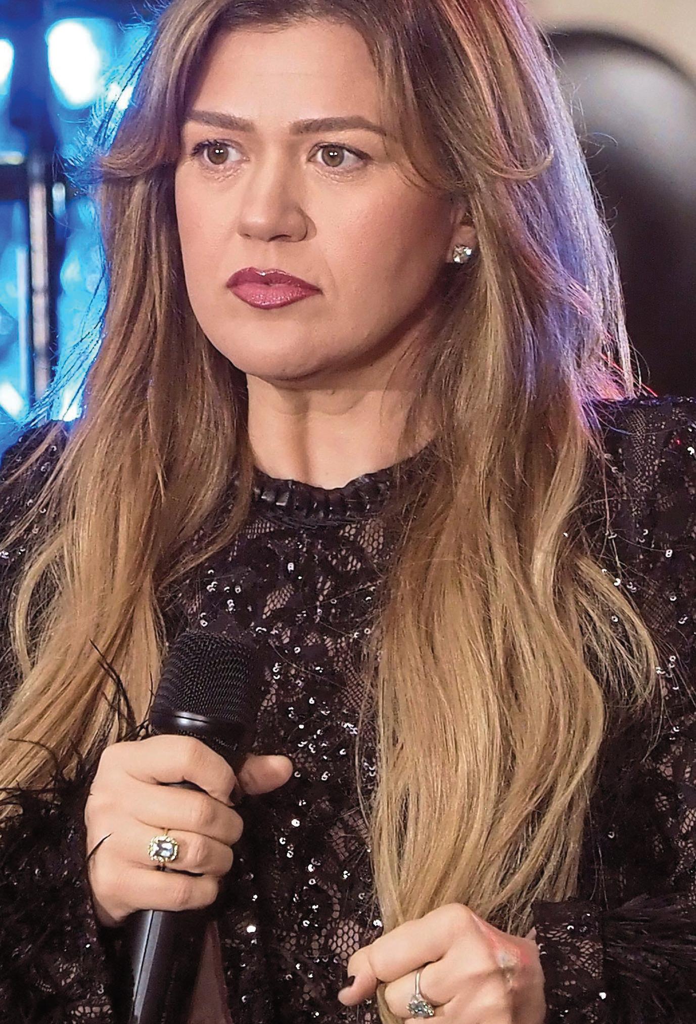 Kelly Clarkson's Painful Loss