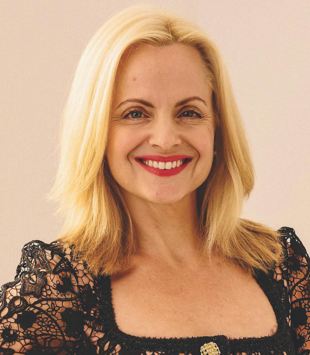 MENA SUVARI Turning Pain Into Purpose