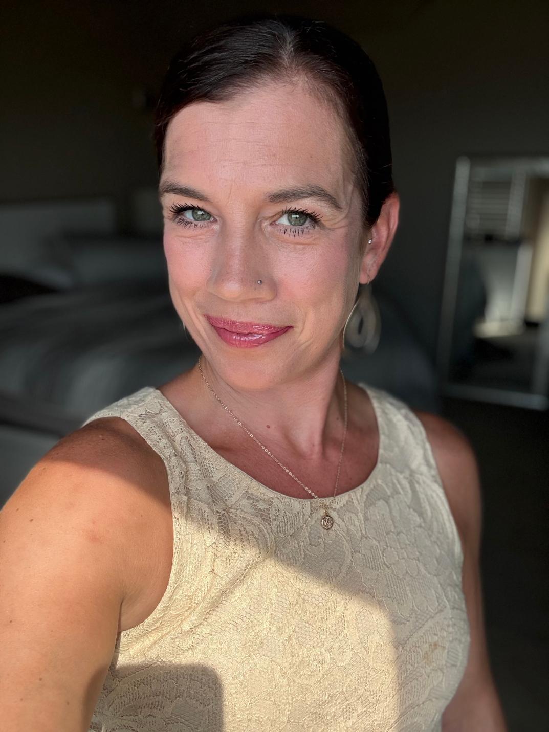 MOTHER OF FIVE KIDDOS HOW SHANNON LEACH STAYS STRONG INSIDE & OUT