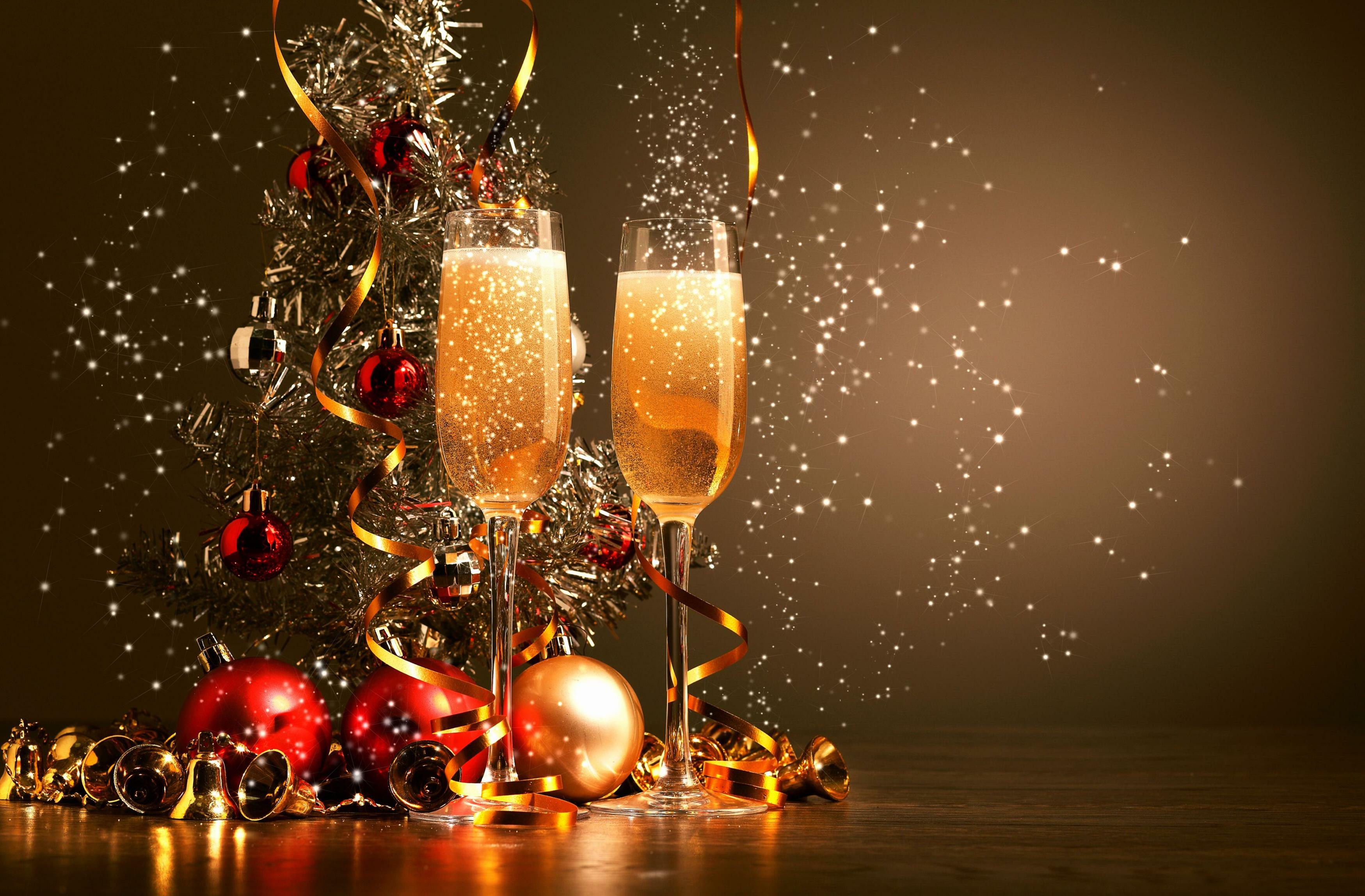 8 Healthy Way TO RING IN THE New Year