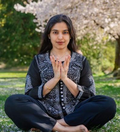 Juhi KAPOOR ON YOGA